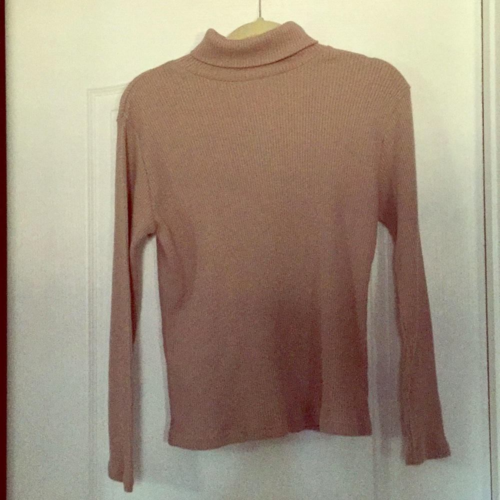 Long sleeve women's blouse